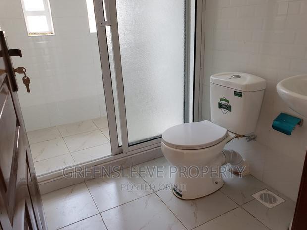 4bdrm Townhouse / Terrace in Hardly, Hardy for rent