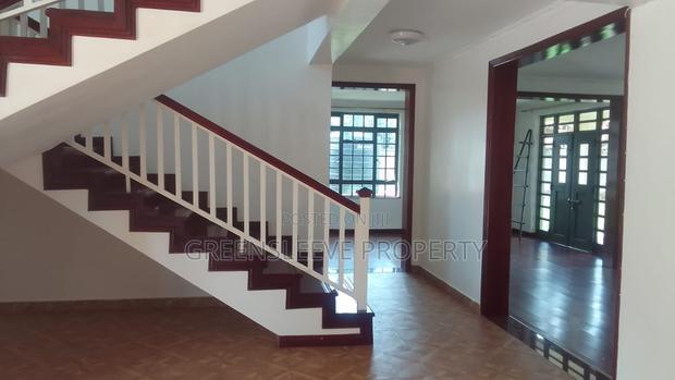 5bdrm Townhouse / Terrace in Karen for rent