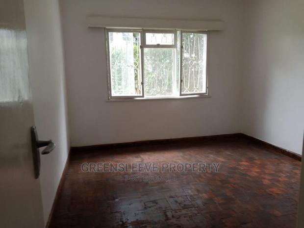 4bdrm Bungalow in Livington, Kilimani for Rent