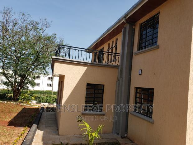 4bdrm Townhouse / Terrace in Hardly, Hardy for rent