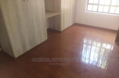 6bdrm Townhouse/Terrace in Kisembe, Hardy for sale