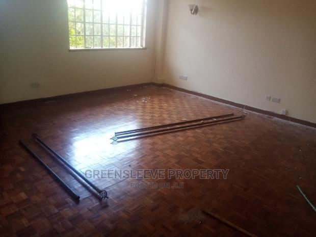 5bdrm Townhouse / Terrace in Hardy for Rent