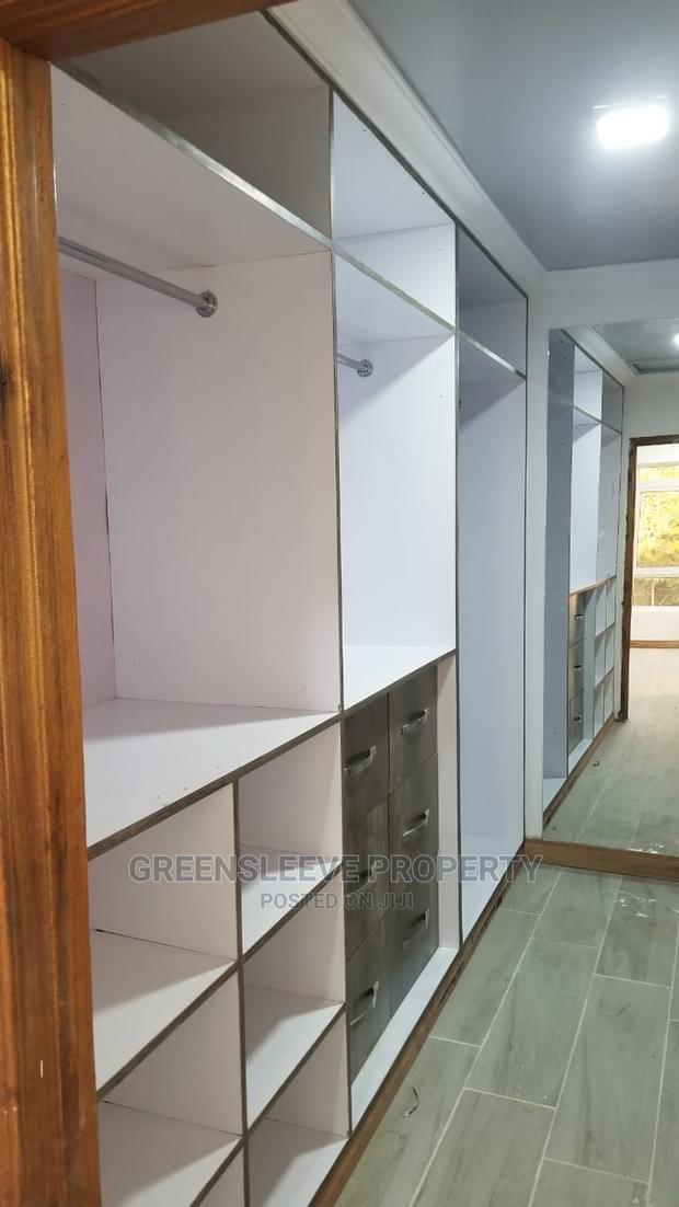 4bdrm Townhouse / Terrace in Bongain, Karen C for Rent