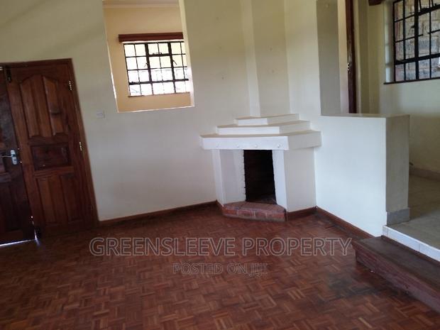 4bdrm Bungalow in Kirarapon Drive, Kerarapon for rent
