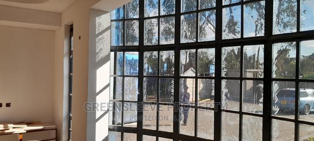 5bdrm Villa in Karen Hub for Rent