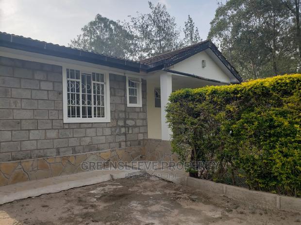 3bdrm Bungalow in Mangari Roads Karen, Hardy for Rent