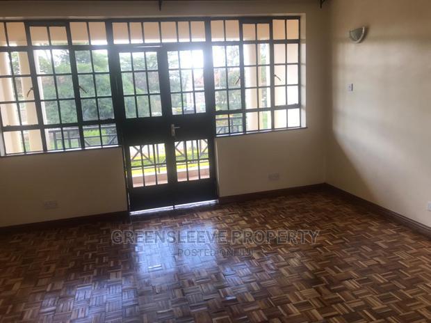 4bdrm Townhouse in Hardy for Rent
