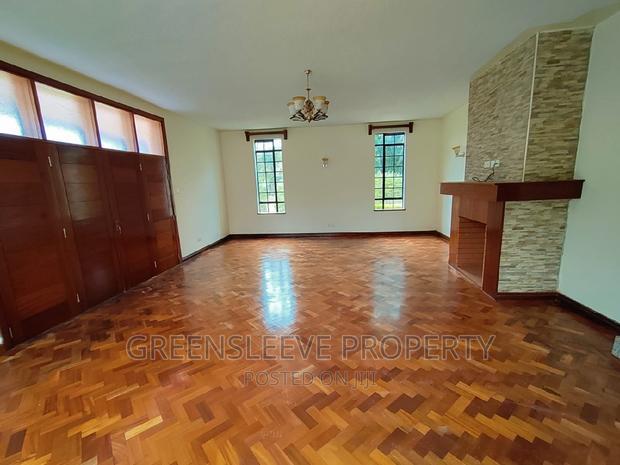 5bdrm Townhouse / Terrace in Hardly, Hardy for rent