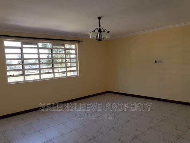 4bdrm Townhouse / Terrace in Hardly, Hardy for rent