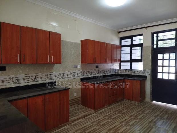 5bdrm House in Karen for rent