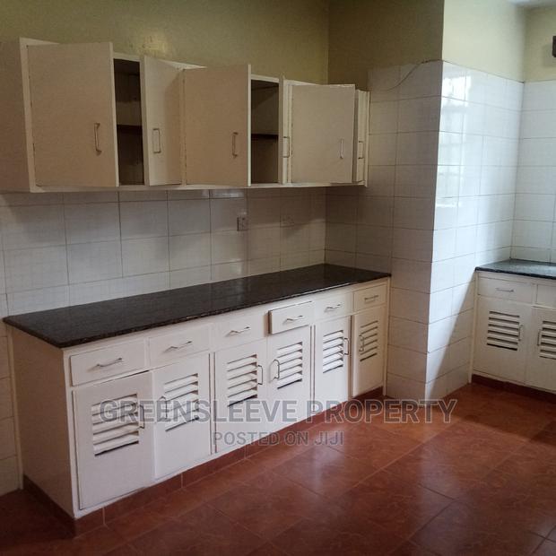 4bdrm Townhouse in Hardy for Rent