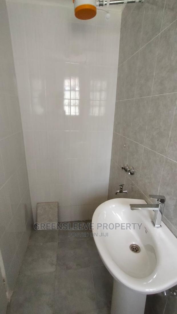 3bdrm Bungalow in Mangari Roads Karen, Hardy for Rent