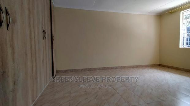 3bdrm Bungalow in Mangari Roads Karen, Hardy for Rent
