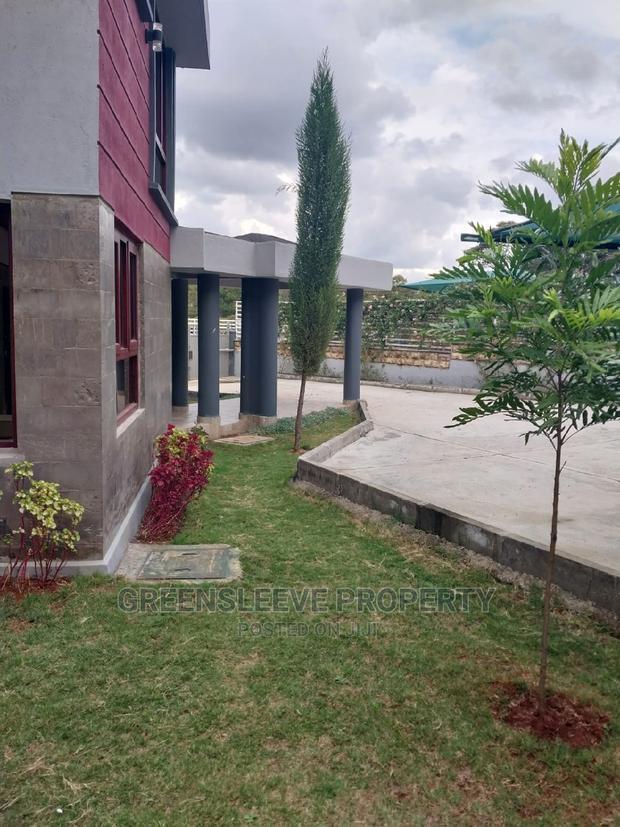4bdrm Mansion in Mutero Kirarapion for rent