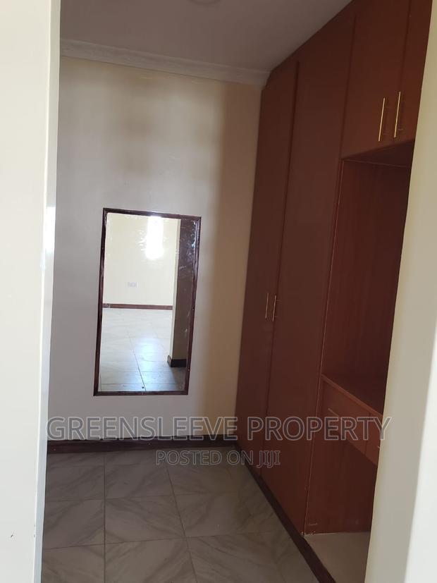 4bdrm Townhouse / Terrace in Hardly, Hardy for rent
