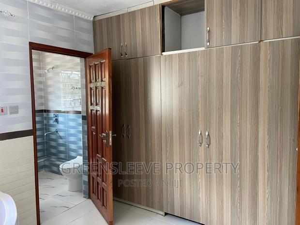 4bdrm Townhouse / Terrace in Karen for rent