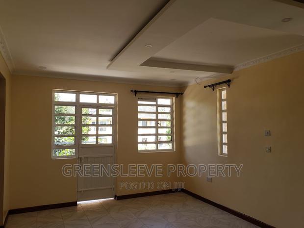 4bdrm Townhouse / Terrace in Hardly, Hardy for rent
