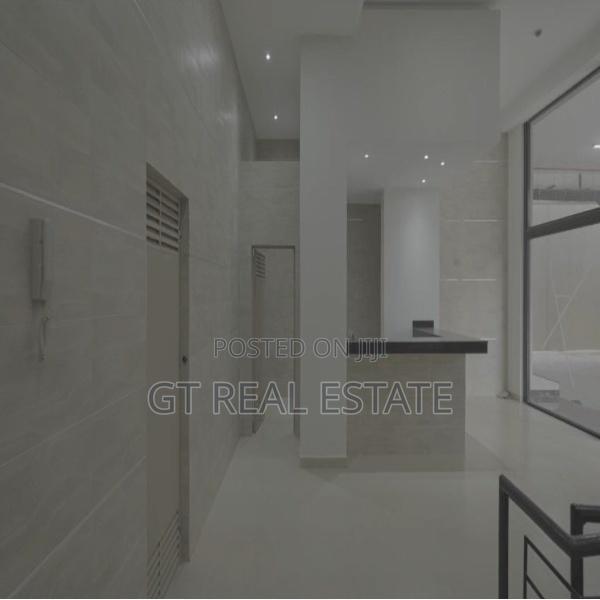 Spacious 1300 SQFT Office Spaces for Sale!