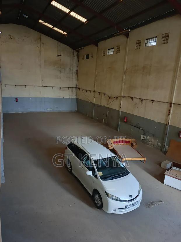 8000sqft Warehouse to Let