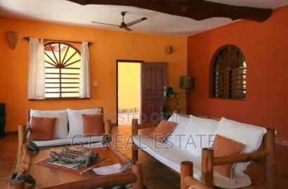 Furnished 12bdrm Villa in Diani for sale