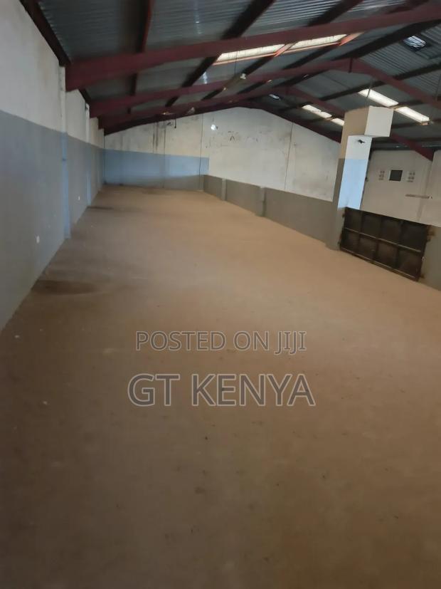8000sqft Warehouse to Let