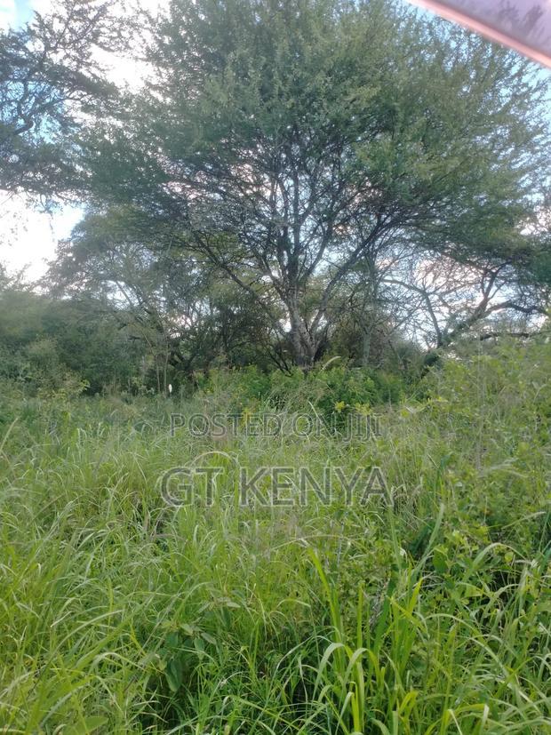 11 Acre Parcel Konza City Distress
