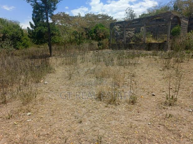 Commercial/Residential Plot for Sale.
