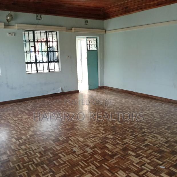 2bdrm House in Zambezi for rent