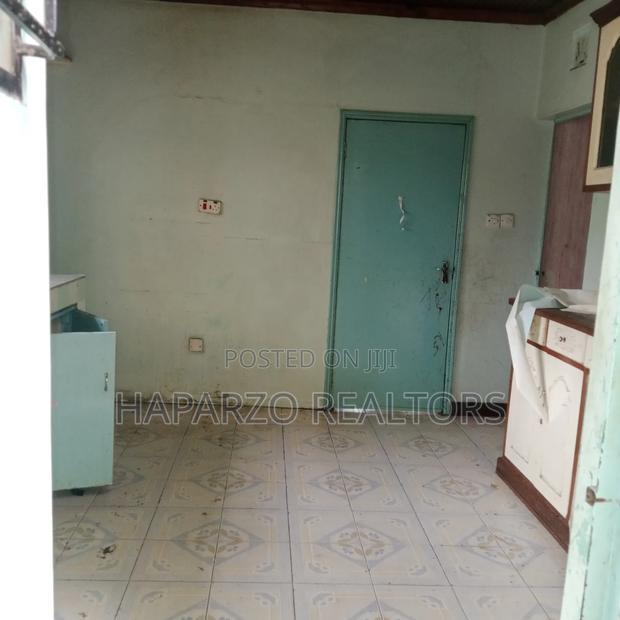 2bdrm House in Zambezi for rent