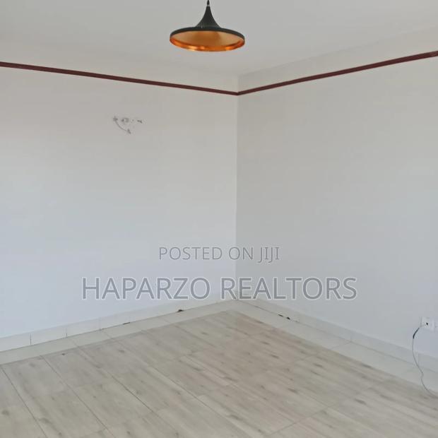 2bdrm Apartment in Three Unit Complex for rent