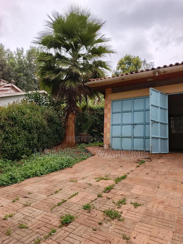 4bdrm House in Zambia, Ngong for rent