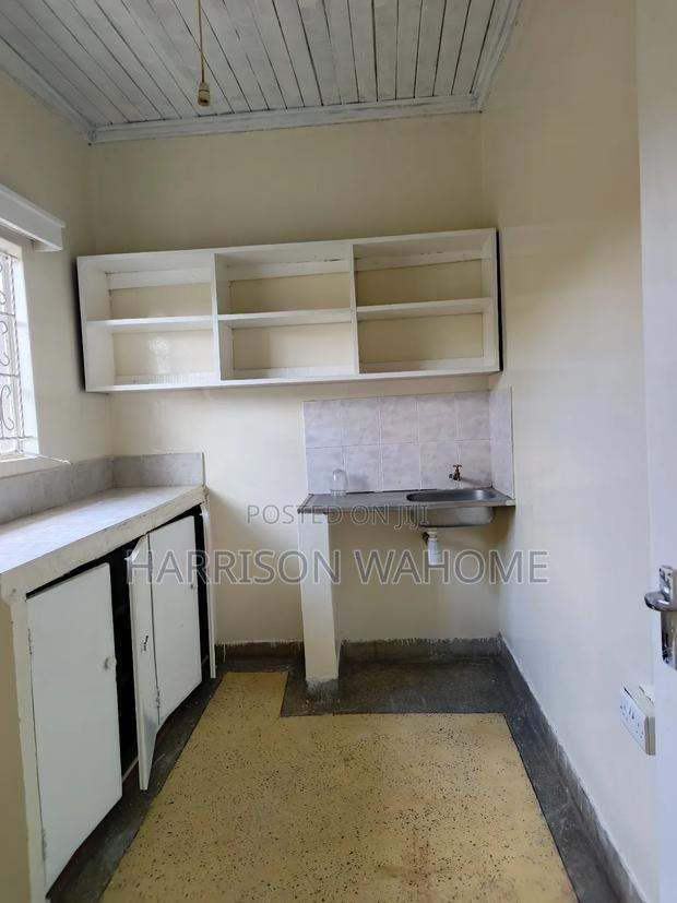10bdrm House in Rongai for sale