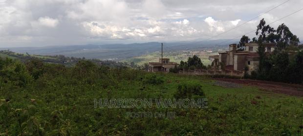5 Acres Fronting Tarmarc for Sale in Ngong, Maragara Road.