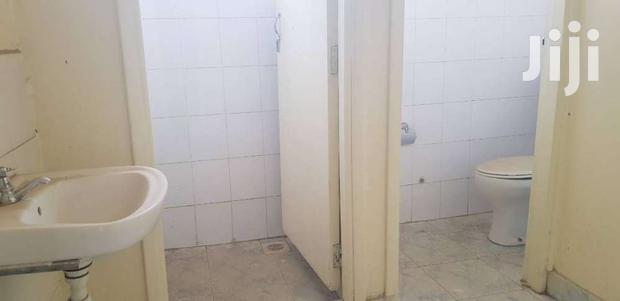 Godowns/Storage to Let