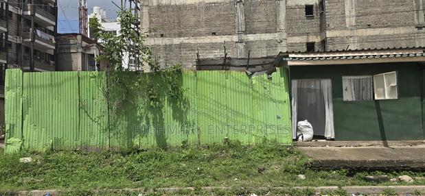 Plot for Sale in South C