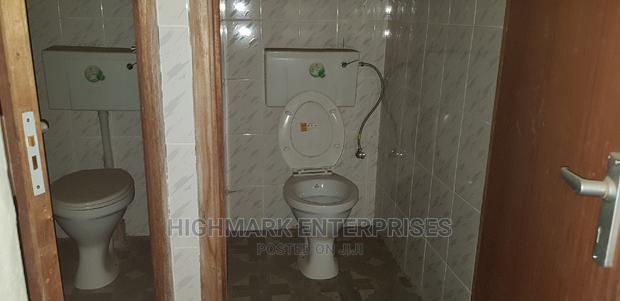 7000 Sq Feet Godown to Let