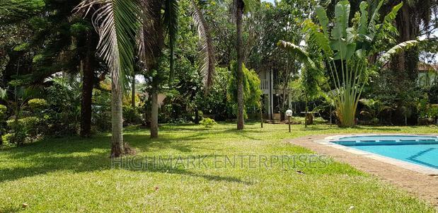 5bdrm Maisonette in Ridgeways for sale