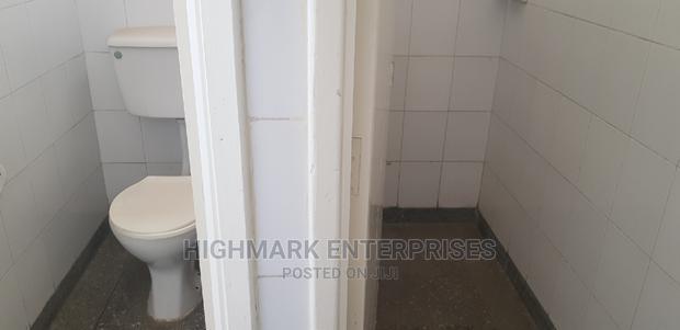 Warehouse/Godowns to Let