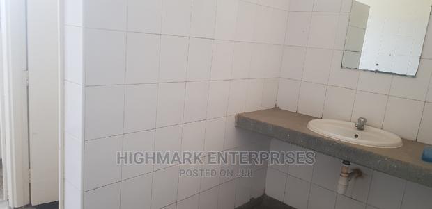 Warehouse/Godowns to Let