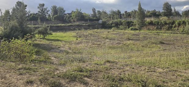 Mombasa Road: Acre for Sale in Sabaki