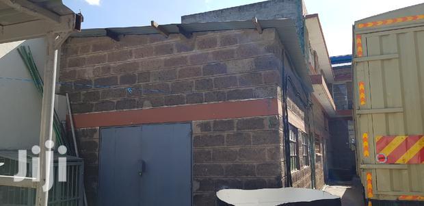 1200 Sq Feet Godown to Let