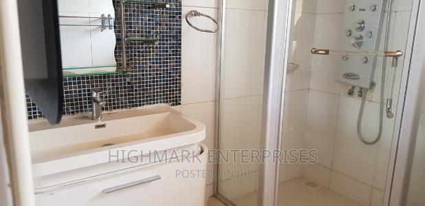 5bdrm Maisonette in Ridgeways for sale