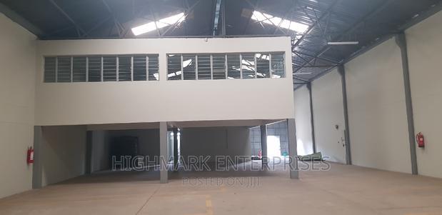 9000 Sq Feet to Let