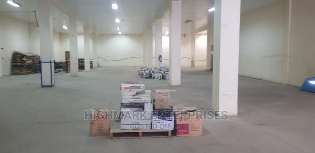 42500 Sq Feet Godown/Warehouse to Let