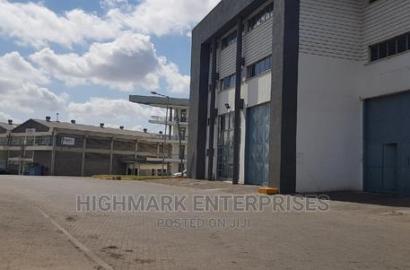25000 Sq Feet Godown/Warehouse to Let