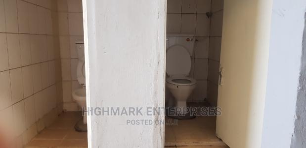 8000 Sq Feet Godown to Let