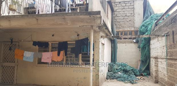8 Bedroom House for Sale in South C