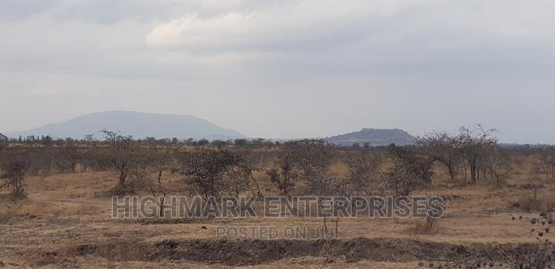 10 Acres for Sale in Koma