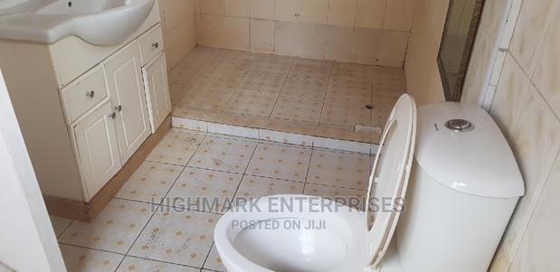 3bdrm Bungalow in Oloolua, Oluulua for Sale