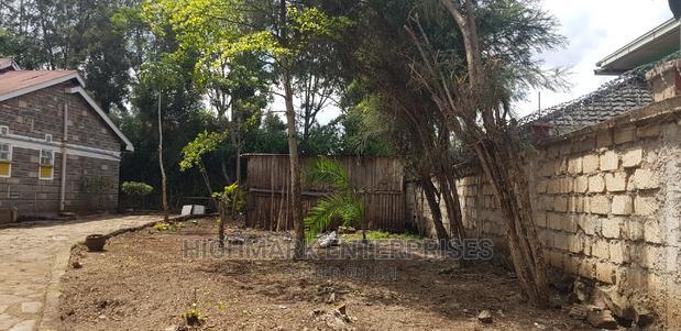 3bdrm Bungalow in Oloolua, Oluulua for Sale